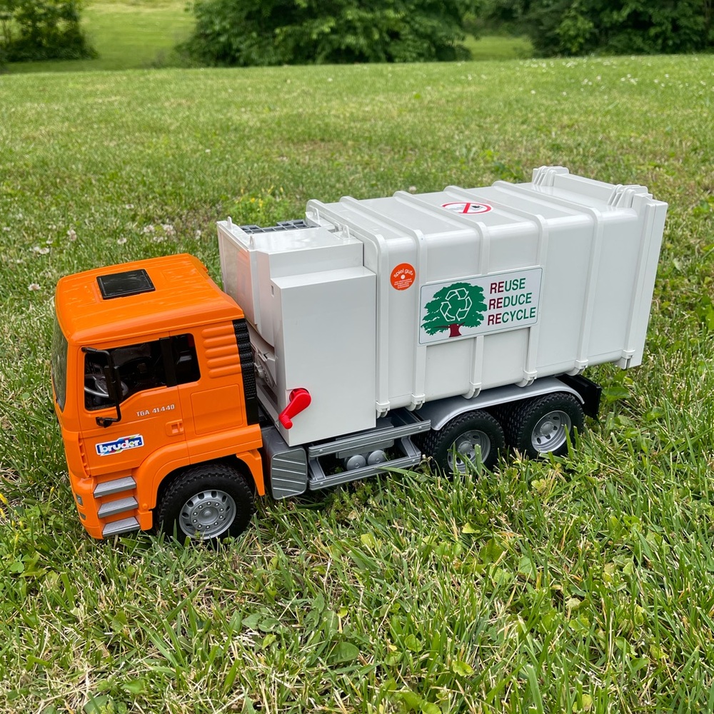BRUDER Orange & White Recycling Garbage Truck